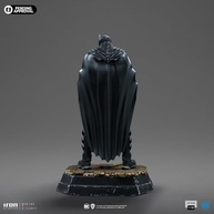 Batman By Rafael Grampá - DC Comics Series #9 - Art Scale 1/10 - Iron Studios - Boneco Colecionável de Alta Qualidade - imagem 5