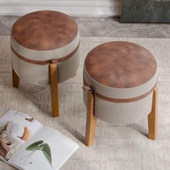 Kit Puff Redondo Decorativo em Courino com Pés de Madeira - 2 Unidades Bege - imagem 4