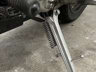 Mola de Retorno Reforçada AltRider para Suporte Lateral Yamaha Tenere 700 - imagem 2