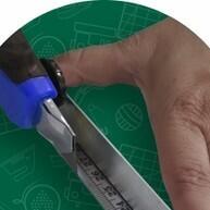 Régua de Aço Inoxidável 60cm com Proteção para Dedos - imagem 1