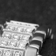 Relógio e Pulseira Diamante: Toque de Luxo - imagem 1