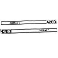 Adesivo Trator Agrale 4200 Moderno: Renove o Visual do Seu Equipamento! - imagem 1