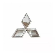 Emblema Grade Dianteira L200 Triton 2007-2010: Renove o Visual do Seu Mitsubishi! - imagem 1