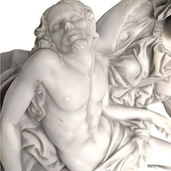 Réplica de Nossa Senhora da Piedade em Mármore - Escultura Renascentista 26cm - imagem 5