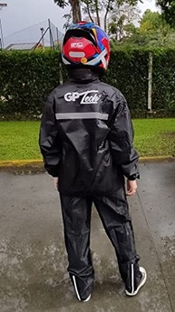 Capa de Chuva Motoqueiro GP Tech Supreme: Impermeável, Leve e Resistente em Nylon - imagem 3