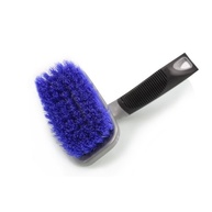 Pincel Curvo Chemical Guys Acc_204: Limpeza Profissional de Pneus e Rodas - imagem 3