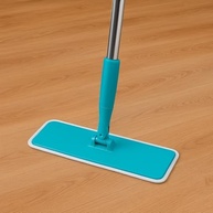 Mop Esfregão Spray com Rodo e Microfibra - Limpeza Rápida e Eficiente - imagem 5