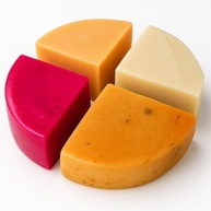 Kit 5 Queijos Artesanais da Serra da Canastra, Roquefort Mineiro, Parmesão Capa Preta, Parmesão Fresco, Reino, Prato Cobocó(1kg) - imagem 4