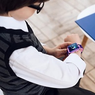Smartwatch Infantil JMEDIC: Segurança e Diversão com GPS, Câmera e Chamada - Rosa - imagem 3