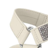 Sandália Papete Molekinha com Strass 2344.135: Conforto e Brilho para Seu Look - imagem 1