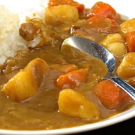 Kit com 3 un S&B Golden Curry Amakuchi 220gr - imagem 5