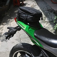 Mochila de Moto Impermeável Expansível 7.5L-10L: Aventura Segura e Confortável - imagem 3