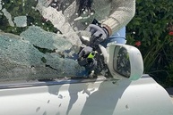 RESQME: O Chaveiro 2 em 1 Essencial para Segurança no Carro - Corta Cinto e Quebra Vidro - imagem 4