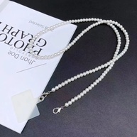 Cordão de Celular com Pérolas: Elegância e Segurança - imagem 3
