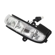 Luz de Seta para Espelho Retrovisor A2038201321: Segurança e Estilo para seu Carro - imagem 2