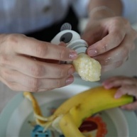 Alimentador em Silicone 3 em 1 Panda - Marcus & Marcus | Seguro, Prático e Estiloso para Bebês - imagem 5