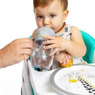 seguro-divertido-prato-criancas-girafa-da-design-a-para-e-colecao-zoo-clingo-a