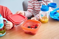 Marcus e Marcus - Container Reutilizável 400ml Leão Vermelho | Silicone Seguro e Portátil - imagem 3