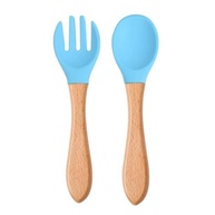 Kit Garfo e Colher de Silicone com Cabo de Madeira para Bebê - Seguro, Ergonômico e Macio - imagem 1