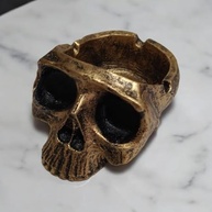 Cinzeiro Caveira de Resina Médio com Detalhes Dourados - Cranio Skull Decorativo - imagem 3