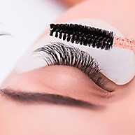 Escovinhas Glitter: Kit 50 Descartáveis para Cílios e Sobrancelhas ✨ - imagem 1