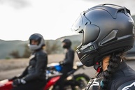 Cardo PACKTALK PRO: Intercomunicador de Moto com Detecção de Colisão e Som JBL - imagem 3