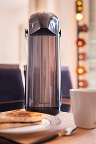 Garrafa Térmica Inox Lumina 1L - Termolar | Mantenha Sua Bebida na Temperatura Ideal por Mais Tempo - imagem 3