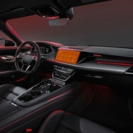 Película PPF Multimídia Audi RS e-tron GT 2025: Proteção Premium para sua Tela - imagem 3