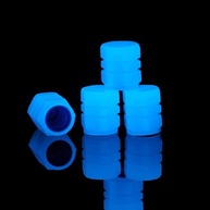 Kit 4 Bocais de Válvula com Tampa: Proteção e Estilo para Seus Pneus! - imagem 1