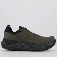 tenis-under-armour-defense-low-verde-performance-na-trilha