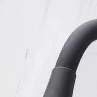 Torneira de Cozinha Flexível com Jato Duplo e Design Moderno - imagem 1