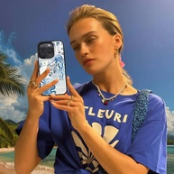 Capinha iPhone: Design Coastal Blue e Proteção Total - imagem 3