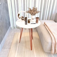 Mesinha Lateral de Canto Redonda com Pé Tripé em Ferro - Design Moderno e Versátil - imagem 4