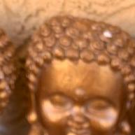 Anel Ajustável Folheado a Ouro com Pedra Natural – Elegância Única - imagem 2