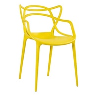 Cadeiras Allegra Amarelas - Kit com 6 Unidades em Polipropileno Injetado - Design Moderno e Empilhável para Sala, Cozinha, Jantar, Bar e Varanda - imagem 4