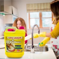 uniqualy-eficiente-lava-a-5l-economica-e-limpeza-neutro-loucas-detergente-a