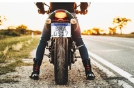 Suporte de Placa Universal para Moto: Anti-Quebra, Anti-Vibração e Aço Carbono Reforçado - imagem 4
