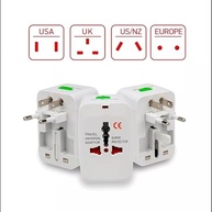Adaptador de Tomada Universal para Viagem Internacional TYDA: Conecte-se Globalmente + Protetor de Cartão - imagem 4