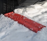 Maxsa 20025: Tapete de Tração Dobrável Vermelho para Extração de Veículos em Qualquer Clima - imagem 5