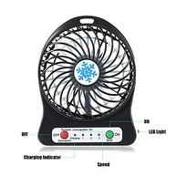 Ventilador Portátil Recarregável com Luz LED Rosa - 3 Velocidades e Carregamento USB - imagem 5