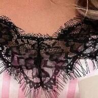 Pijama de Renda Ladrilhada Rosa: Elegância para o Verão - imagem 2