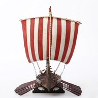 Escultura Viking Drakkar 16cm - Veronese Design Pintada à Mão com Listras - imagem 3