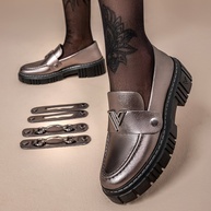Mocassim Feminino Couro: Estilo e Versatilidade - imagem 2
