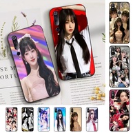 Capinha Singer W-Wonyoung: Estilo para Xiaomi! - imagem 2