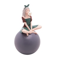 Figura Decorativa Boneca com Bola de Resina Cinza 9,5x9,5x18cm - Wolff | Decoração Elegante e Moderna - imagem 1