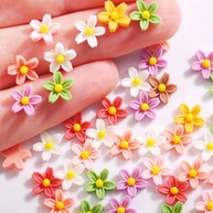 100 Peças de Flores em Miniatura em Micro Resina - Margaridas para Artesanato, Terrário e Decoração Zen - imagem 1