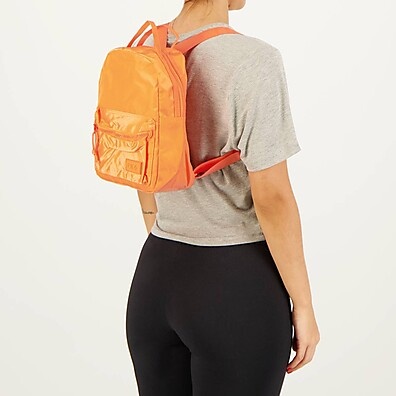 mochila-fila-mini-box-laranja-coral-estilo-e-praticidade