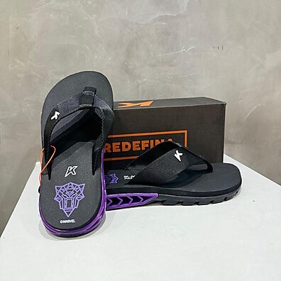 moderno-design-e-antiderrapante-solado-roxo-e-preto-confortavel-chinelo
