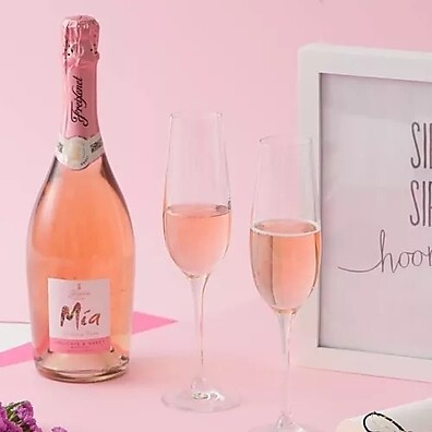 Moscato Mia Pink: O Espumante Delicioso e Refrescante