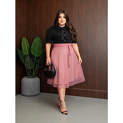Saia Midi em Tule Forrado: Elegância e Conforto para Mulheres